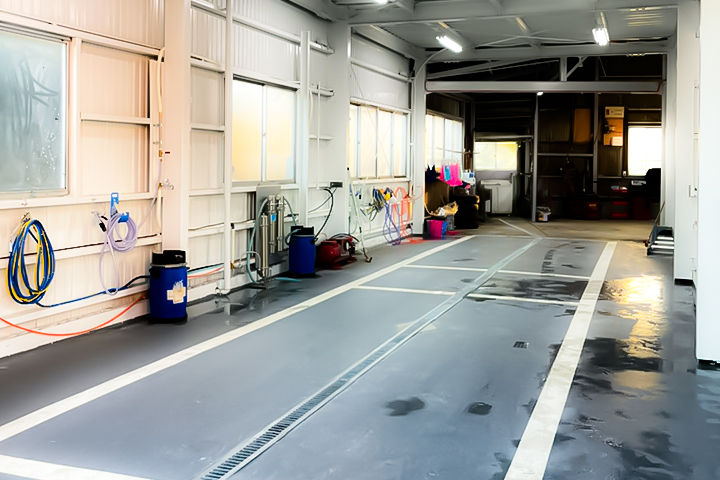 仕上げ・洗車専用ブース「ホワイトブース」